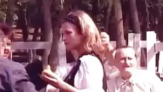 رجل قرنية الملاعين جميلة بلد ارتكب حماقة كبيرة