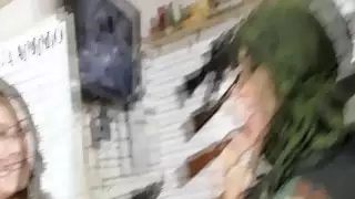 مصالح الأموال النقدية الفتيات في الاباحية