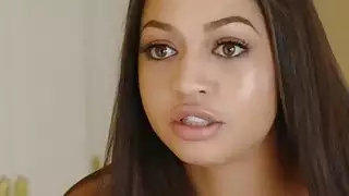 الجسم القاتل Karissa Kane الحصول على القضيب و creampied من الأصدقاء الاخوة الرطب ويلي