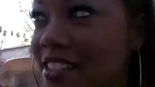 Blowbang مع الفرخ الأبنوس قرنية ميلودي مع الديوك البيضاء