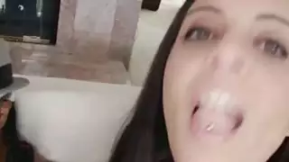 يحصل فاتنة قرنية فاتنة فاتنة روكسان را