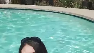 Slutty GF الرطب اللسان والأحمق reamed بواسطة البركة