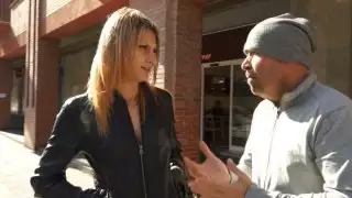 الرجل يركب في جميع أنحاء المدينة يبحث عن وقحة قذرة وتجد كلوديا شوتز