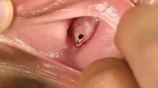 هوتي تفقد عذريتها