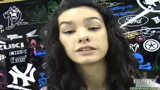 أدينا مقفلة بين ديكس جاي وسيرجيو