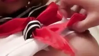تلميذة بصورة عاهرة قصف بوحشية من قبل شقي مشعر