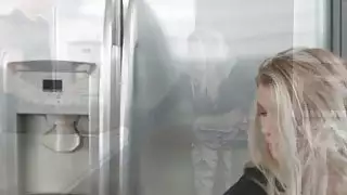 شقراء يحصل الشرج العميق مع الديك