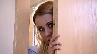الجنون خادمة الألمانية. ه 2