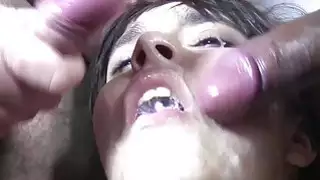 PUTA LOCURA تلميذة في تخرجها Bukkake