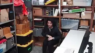 مايا مورينا تستحق الجنس الساخن مع المخبر