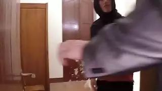 التدخين الساخنة الجبهة العربية استغل جنسيا من قبل مدير فندق الديك