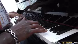 يتمتع Savannah Stevens بثلاثي عرقي