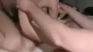أكثر الفتيات المراهقات على الاباحية التحميل