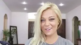 كنزي غرين يحصل لها الأحمق مارس الجنس من الصعب الجلوس في
