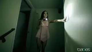 الهرة في انقطاع التيار الكهربائي