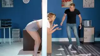 نيكي دريم هو امتصاص الوحش داني دال في بونر