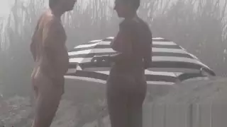 فيديو المتلصص الشاطئ من جسد الأنثى الرائعة العراة