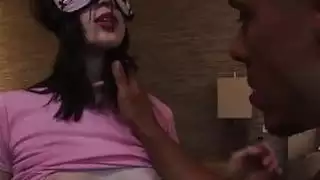 اثنين من الأحمال لفتاة واحدة