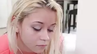 فرخ سيئة مارشا ماي يحصل على twat لها يعاقب من قبل ديك طويلة