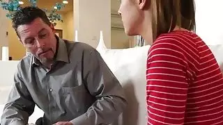 حصلت مولي مانسون لها في سن المراهقة كس حفر كرات عميقة