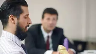 السيدة رئيسة سيدة مع كبير الثدي ركوب موظف كبير ديك