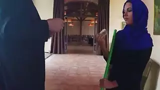 عرب غال حصلت على وظيفة امتصاص ديك كبيرة