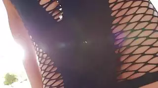 مغر Bethany Benz يحصل على لها ضيق كس مارس الجنس شاق