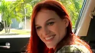 فتحت playgirl الشريرة ديكس سميكة الكثير