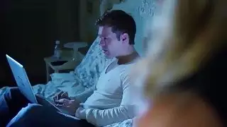 سخيف الساخنة الثلاثي مع جبهة مورو والتين