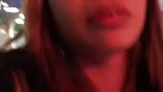 صغير titted الآسيوية وقحة مارس الجنس شاق في POV
