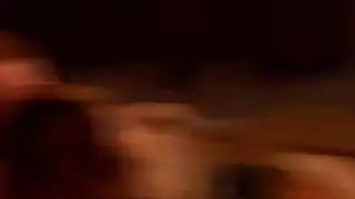 مجموعة من الأزواج يتأرجح والعربدة في قصر بلاي بوي