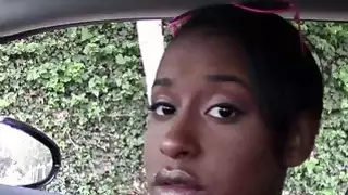 أنت تساعدني وإعيدي مساعدتك