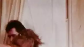 البهجة المتشددين الحب سخيف عميق الرجعية