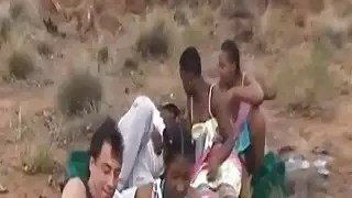المجموعة بين الأعراق ضجيجا مع Ebonies الساخنة والدبابيس الجاهزة ضخمة