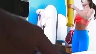 الفرخ الرياضية مفلس على voyeurs الديك