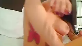 Titty امرأة سمراء يحصل على رطب هكذا لعب PLUSHCAM Lovense Lush معك