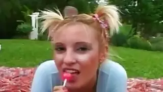 جنسي في سن المراهقة تتمتع هزلي أسلوب جنس