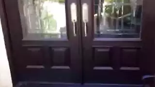 مفلس Babe أليسون تايلر البهجة لها كس بواسطة بركة السباحة