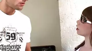 الحلمه كبيرة نظارات الحوريه فاتنة