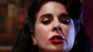 صنم أميرة فاسق بالإصبع بالنسبة لك