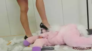 الأم عبودية تالنت هو