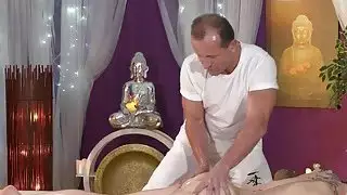 من ذوي الخبرة مدلك التدليك والملاعين شقراء