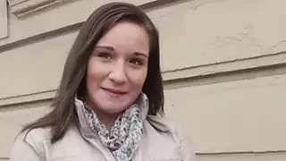 مفلس التشيكية فاتنة دفعت للجنس المتشددين