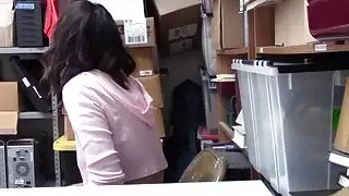 كات ارينا ينحني على الحمار واللعنة doggystlye