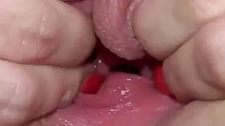 فاتنة dildoing فائقة حلو كس كس
