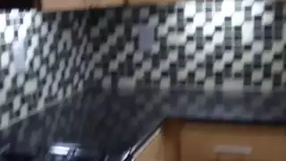 وكيل العقارات ناضجة الجبهة الانفجارات عميلها في المنزل
