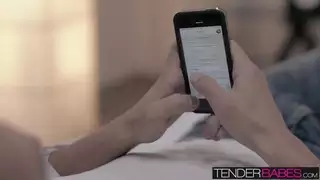 تحولت ماكر دي الحصول على بينس الديك عميقة داخل بوسها الرطب