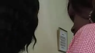 متحمس الفتيات الأفريقي ميغان وفيرونيكا قطاع والملاعين في غرفة النوم