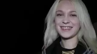 شقراء الروسية يحصل الانفجار العام