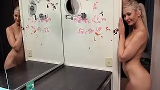 لونها أثارت